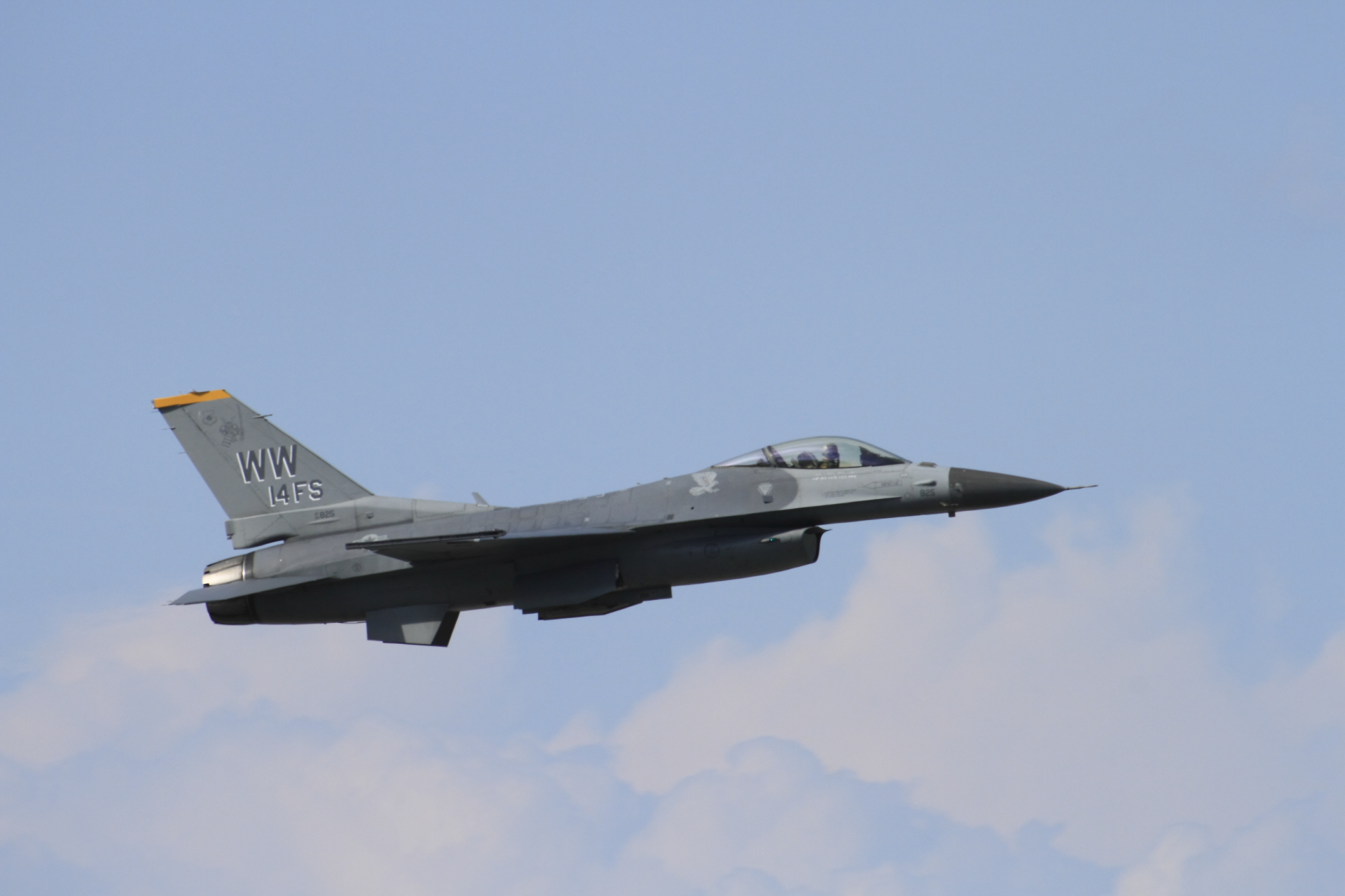 F-16