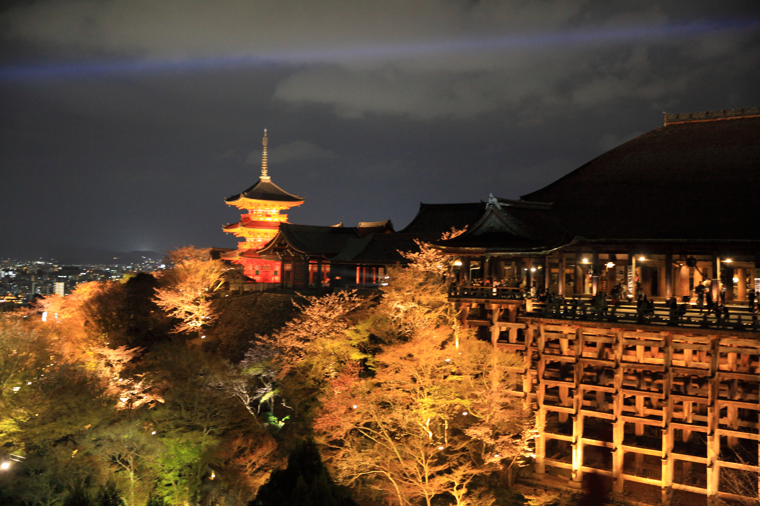 夜の舞台