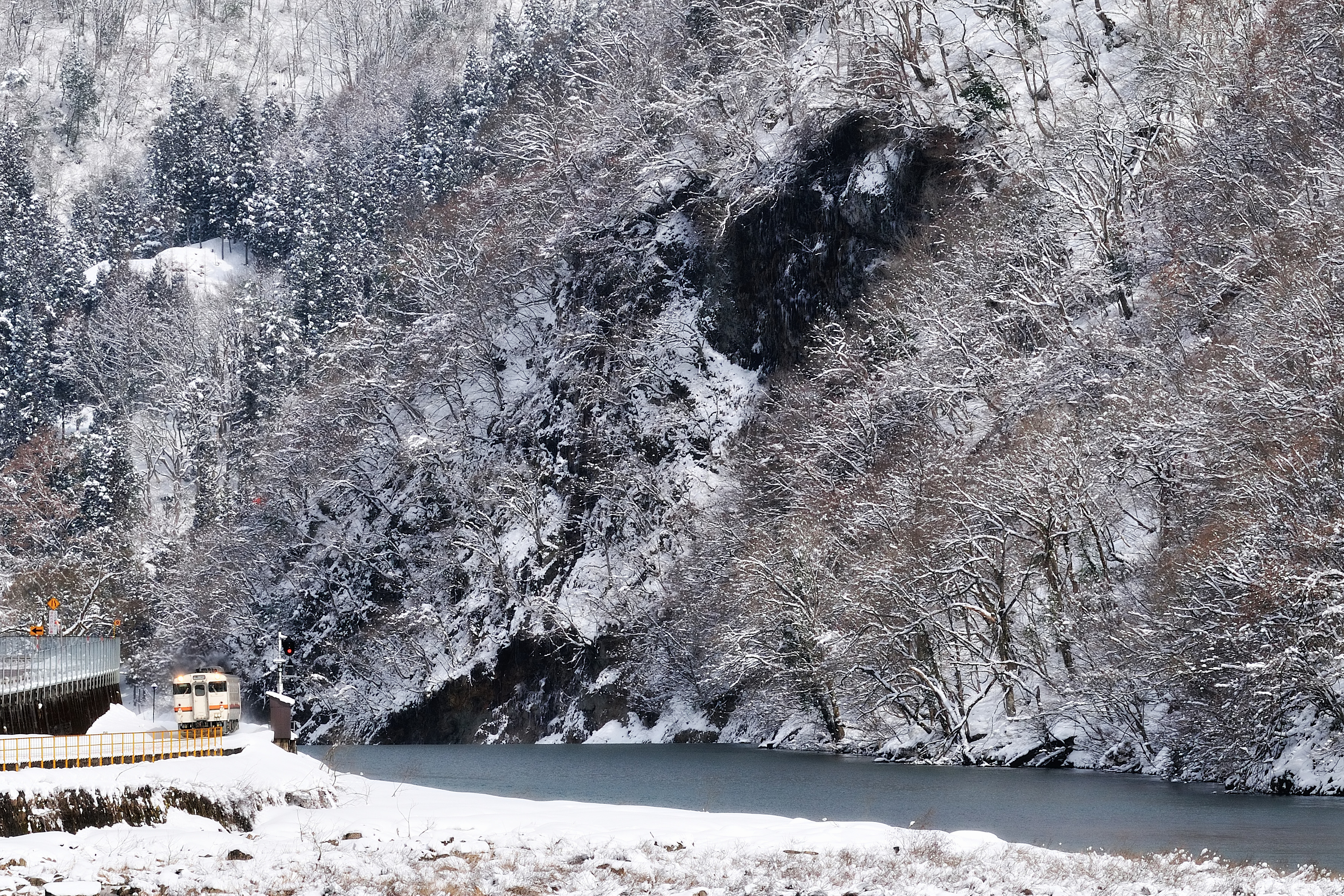 高山本線冬景色11