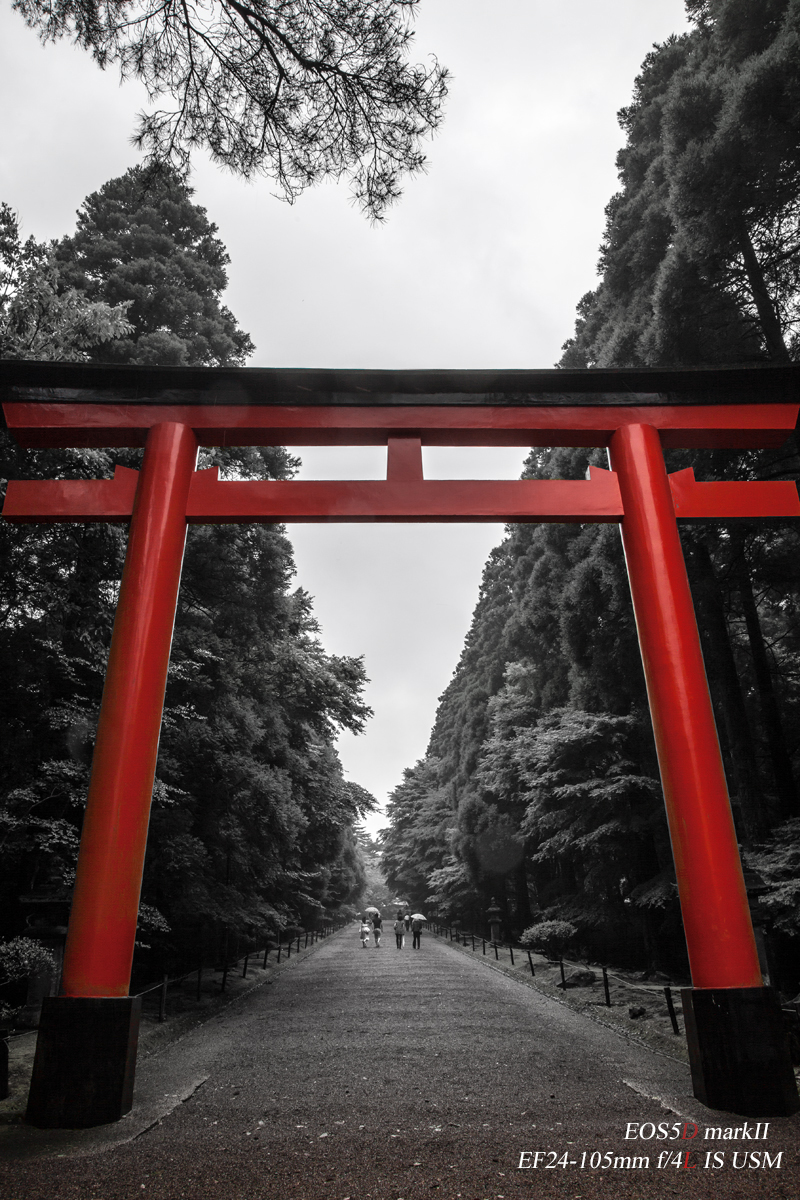 門-mon-