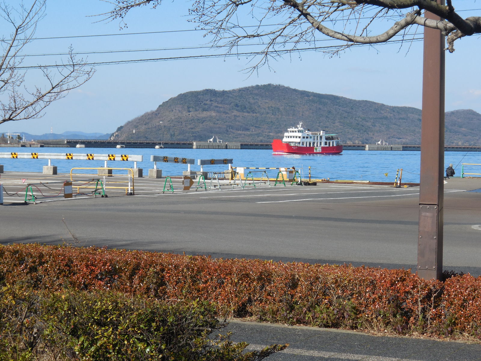 瀬戸の沖