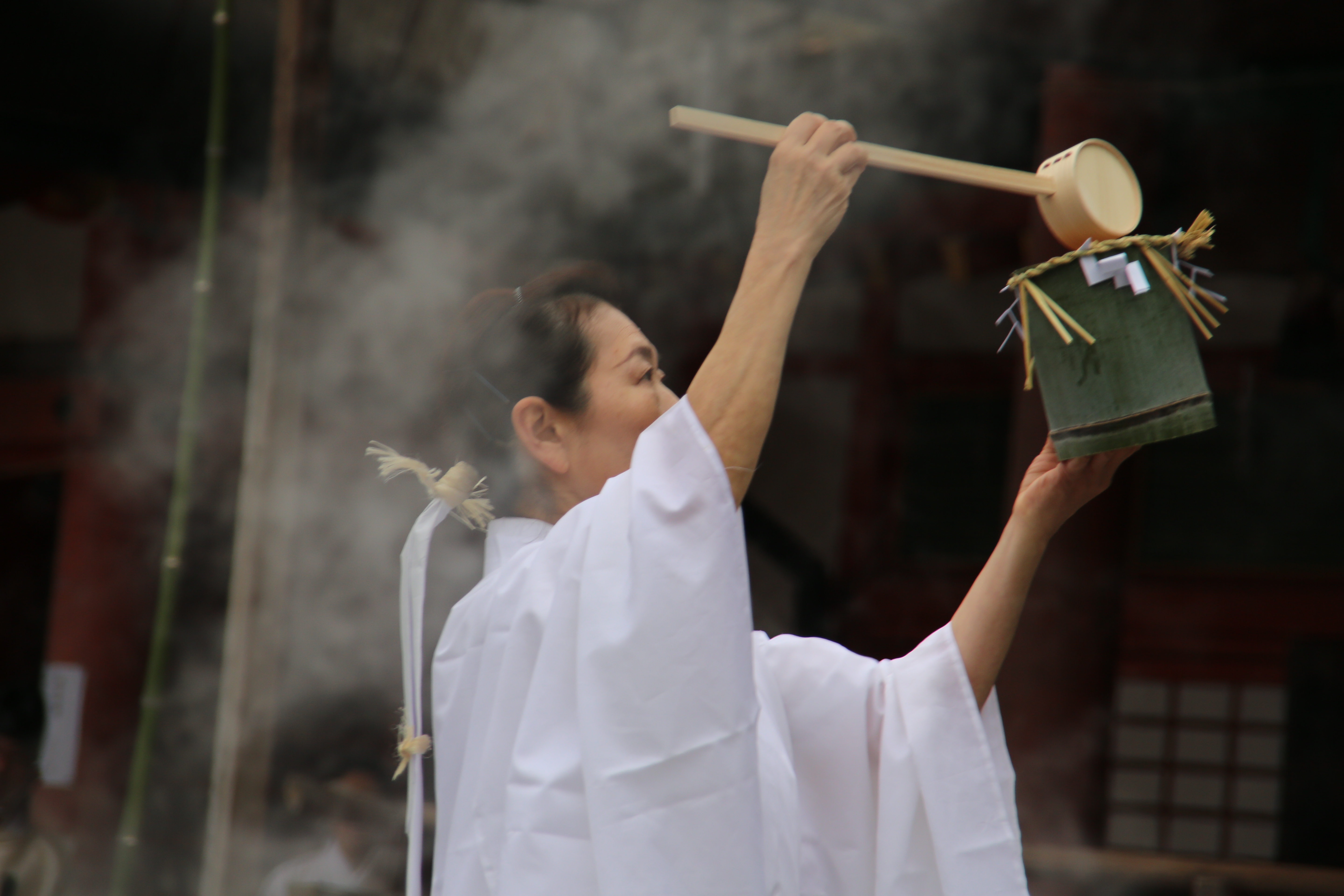 湯立神事