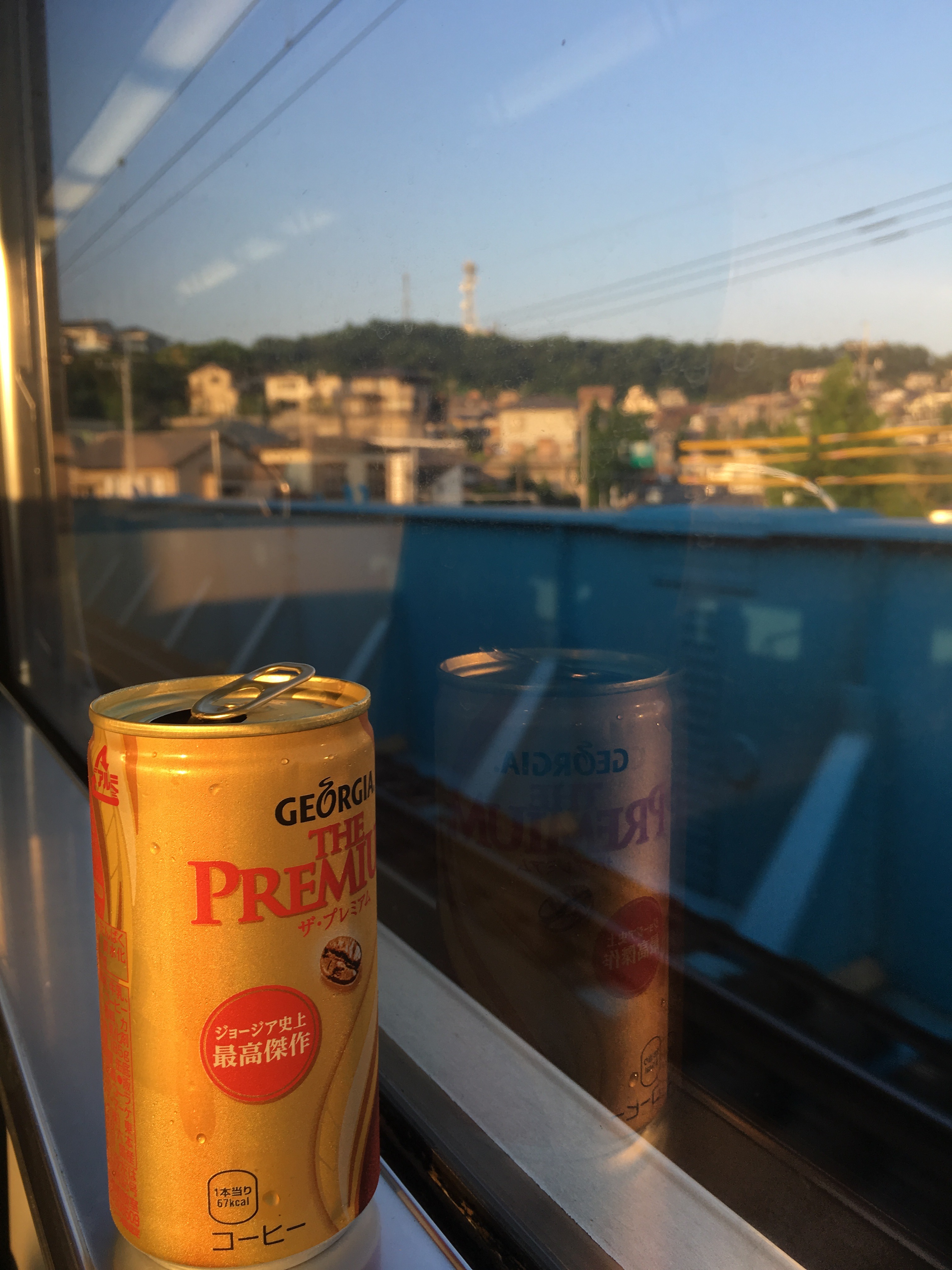 サラリーマンの朝の栄養ドリンク