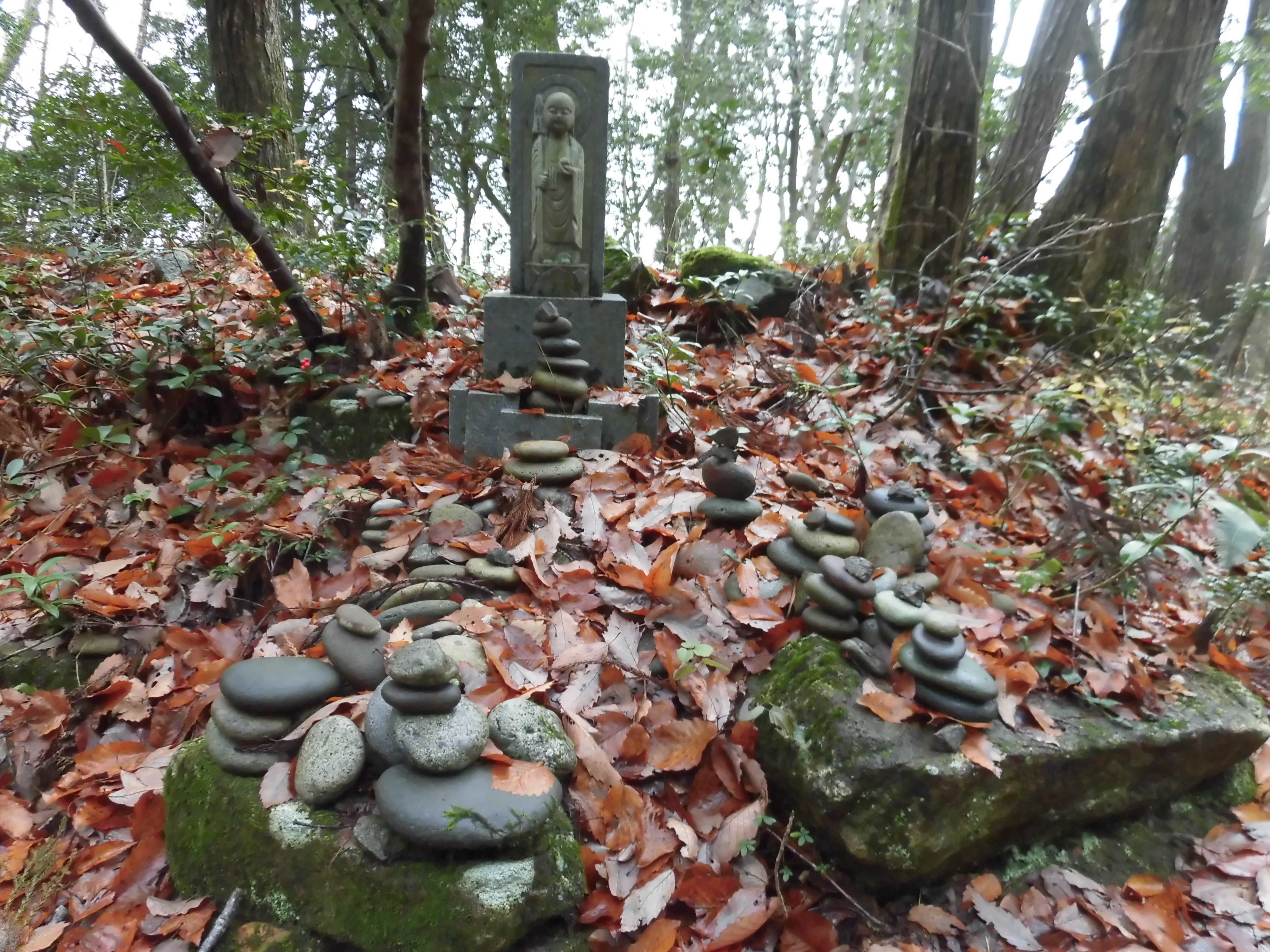 石を積む