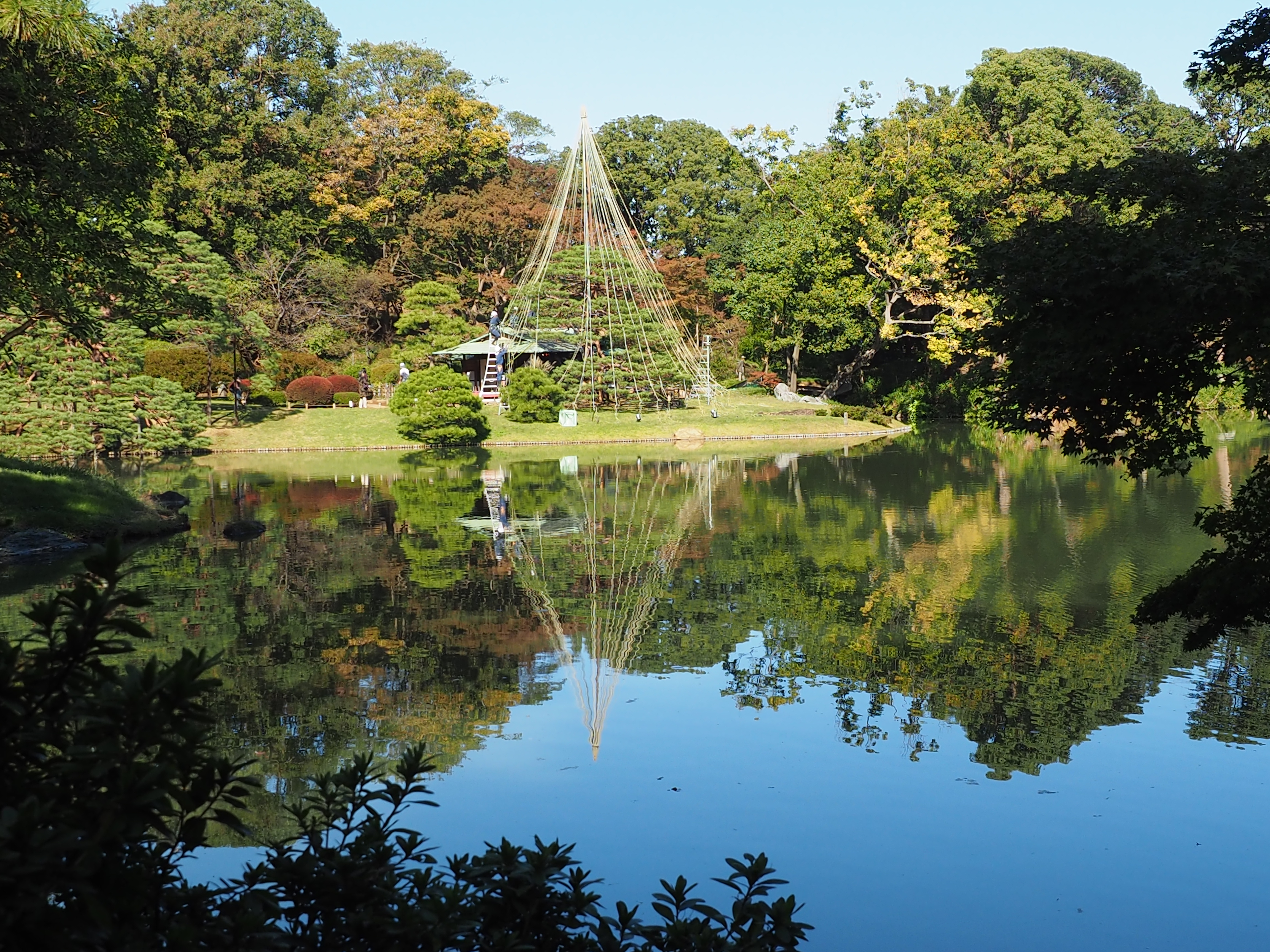 六義園