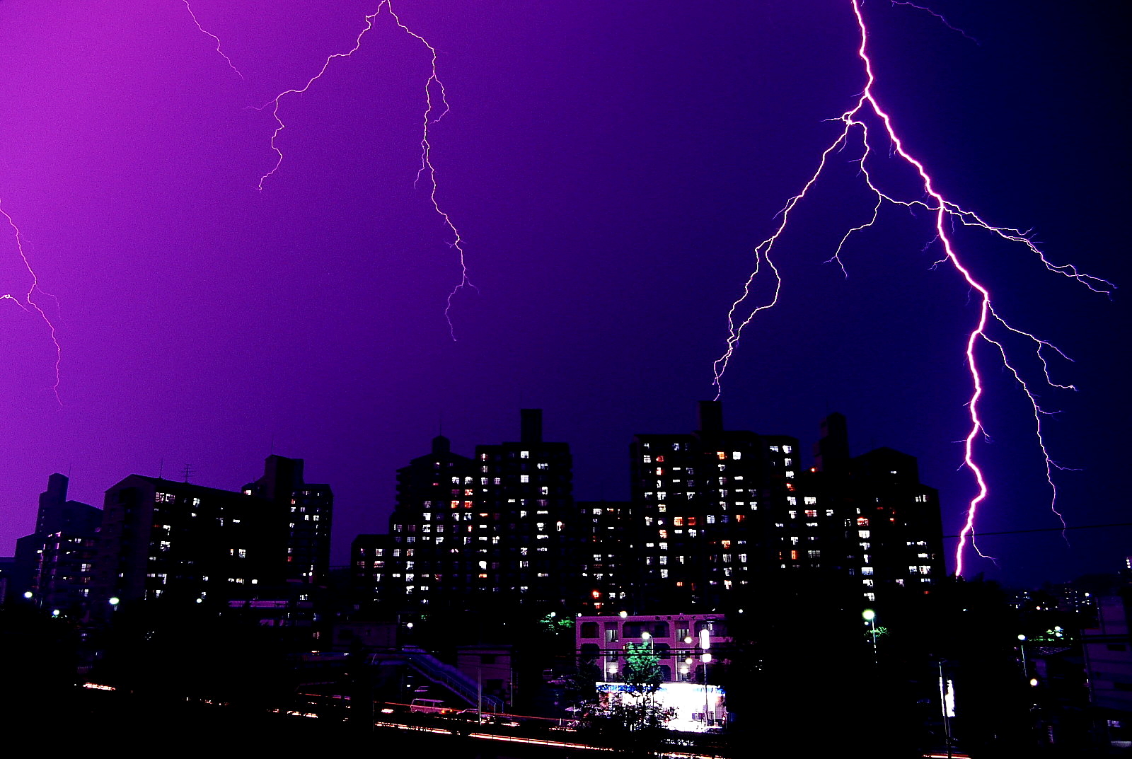 落雷②