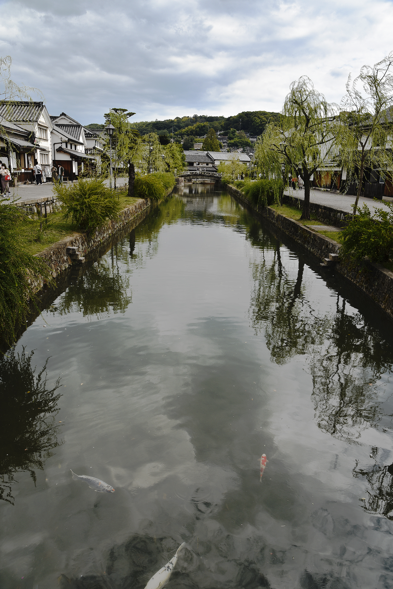 怪しい雲行き