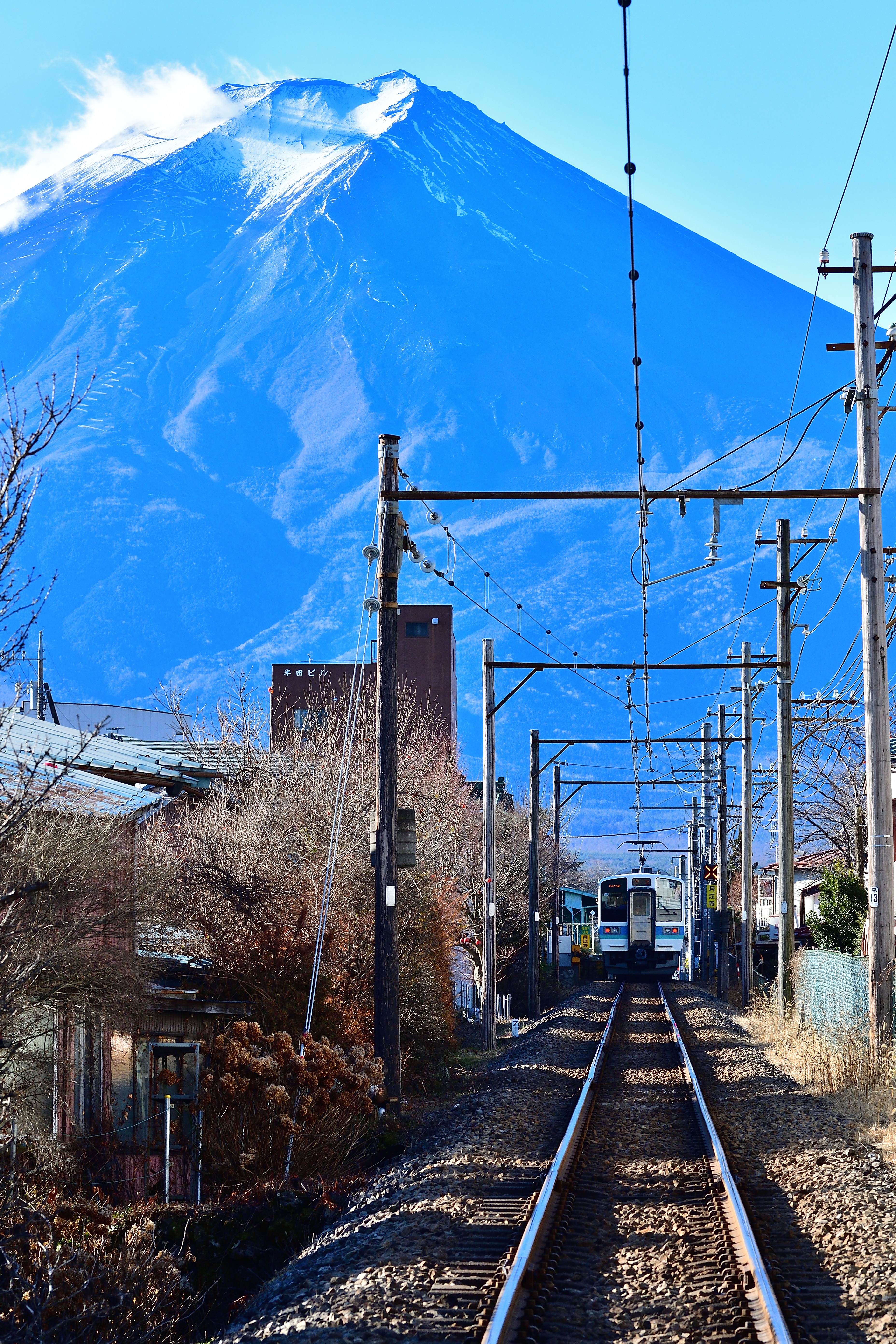 【縦】富士山に向かって