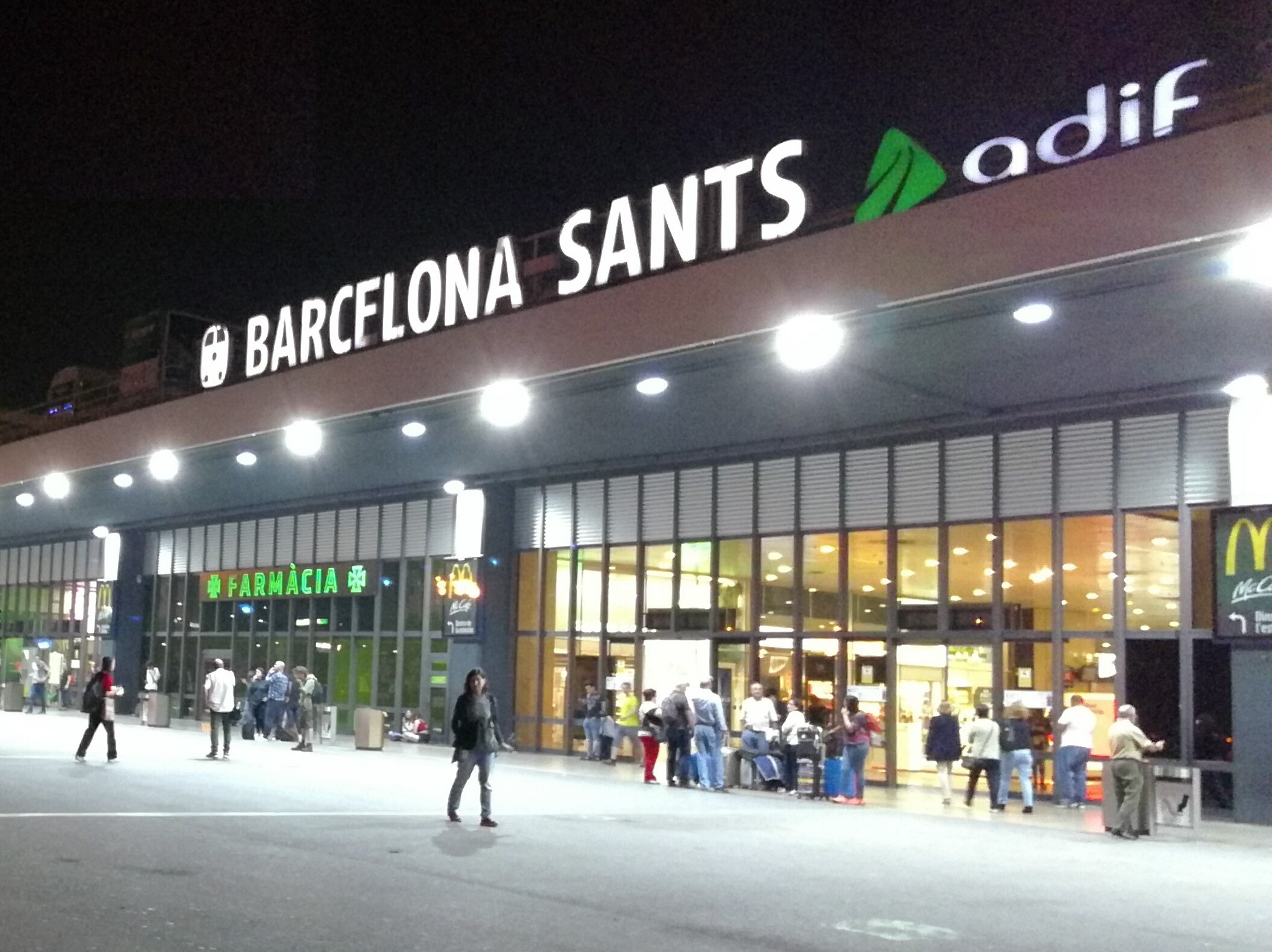 スペイン バルセロナ サンツ駅