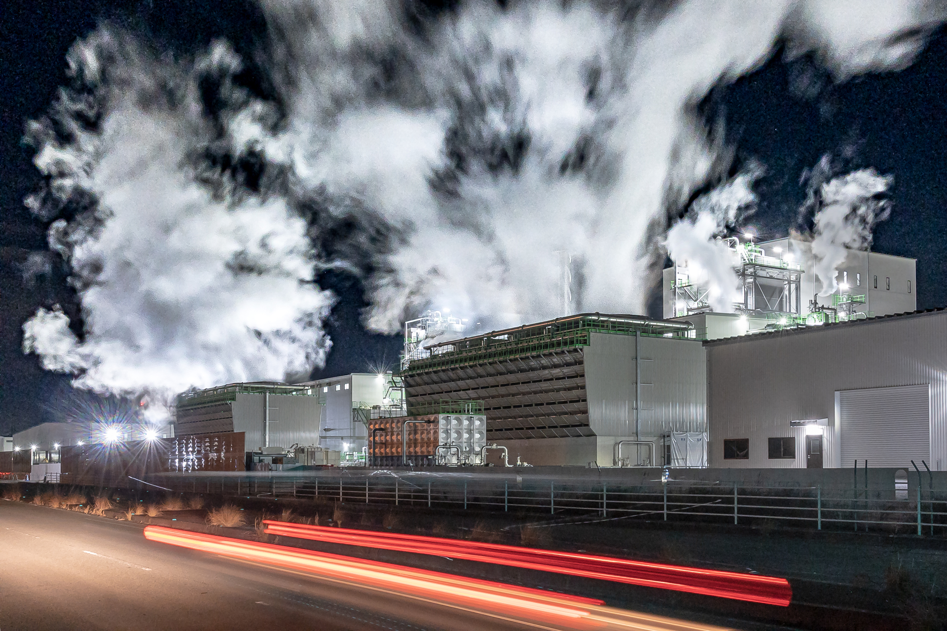 Dramatic factory