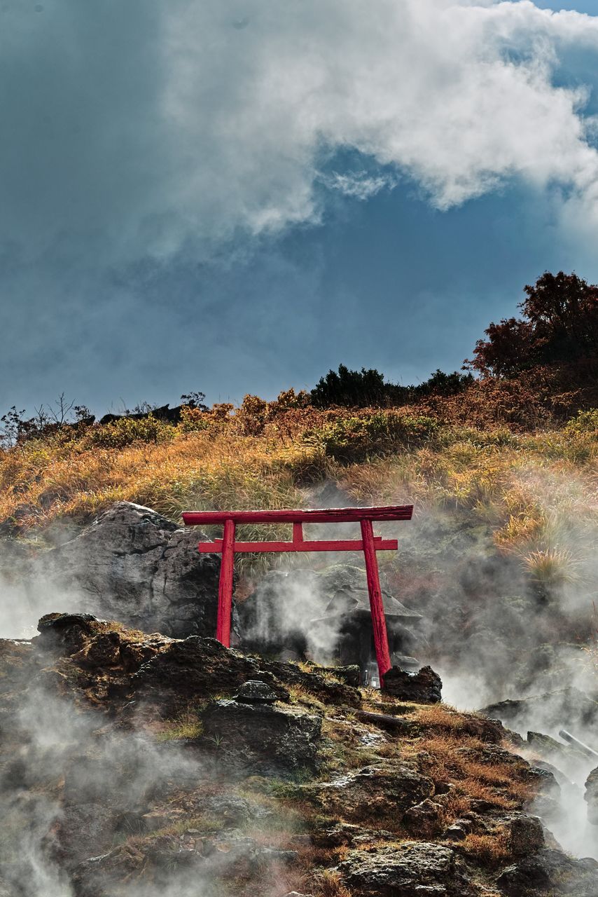 【縦】温泉神社