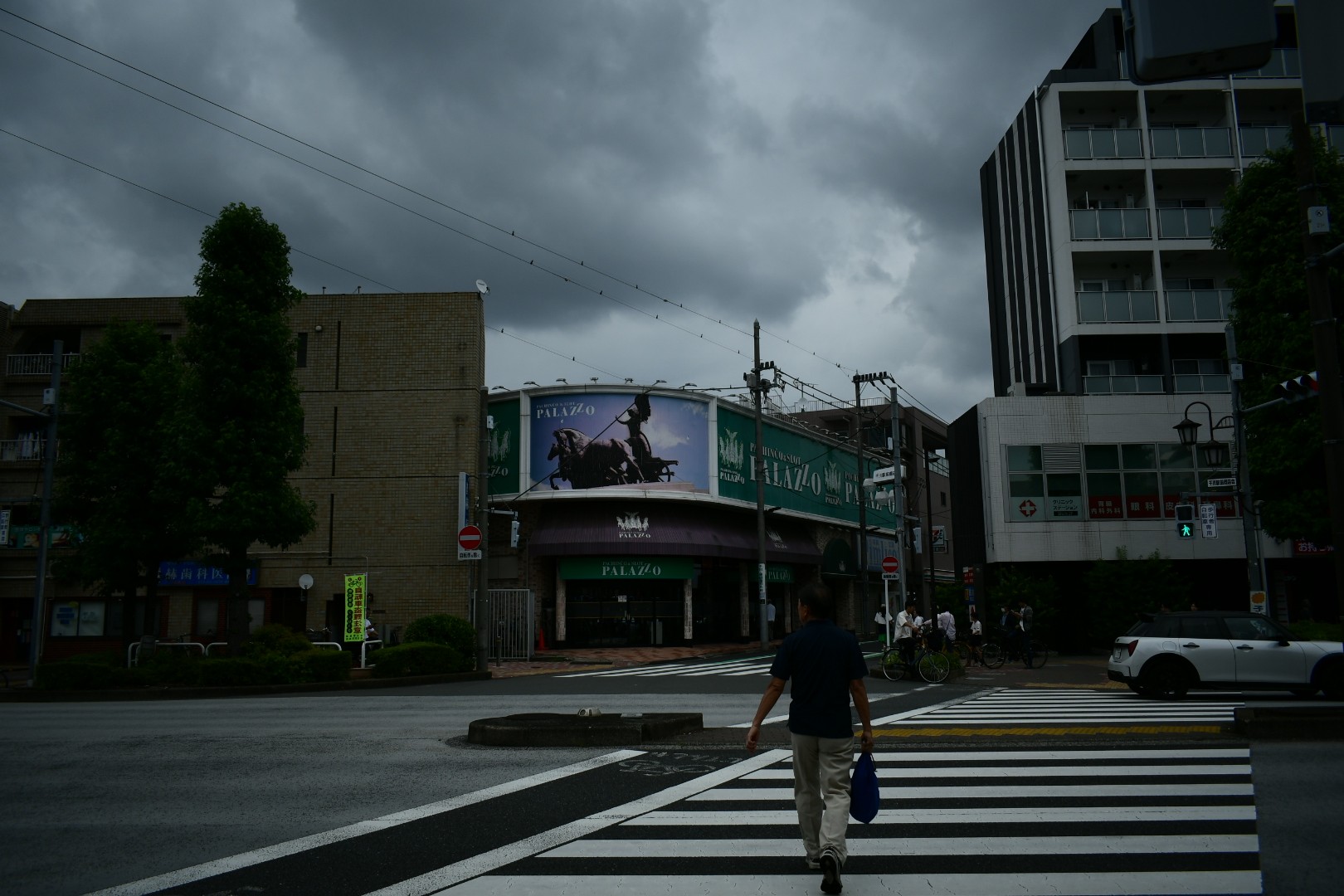 梅雨の街2