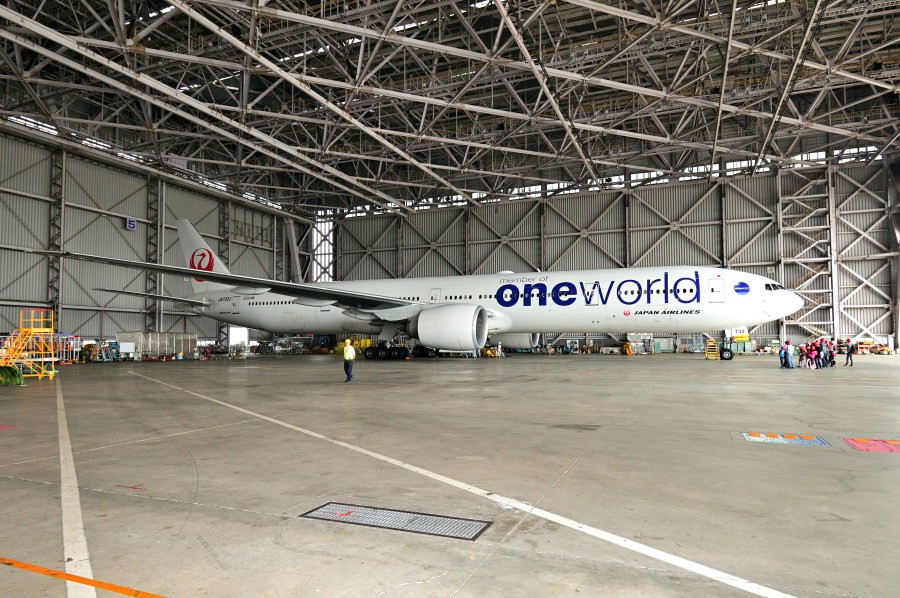 JAL Boeing 777-300ER ワンワールド塗装